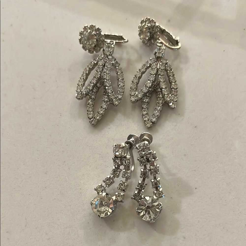 Estate Vintage Elegant Silver Rhinestone Dangle Drop Earrings 2 pair clip